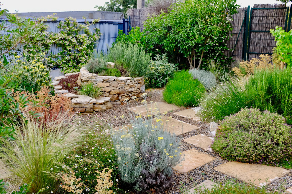 Petit jardin exotique avec mini-piscine