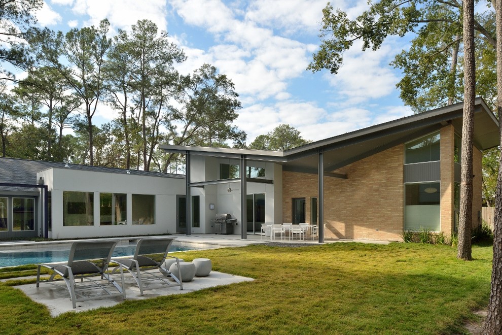Design ideas for a modern exterior in Houston.