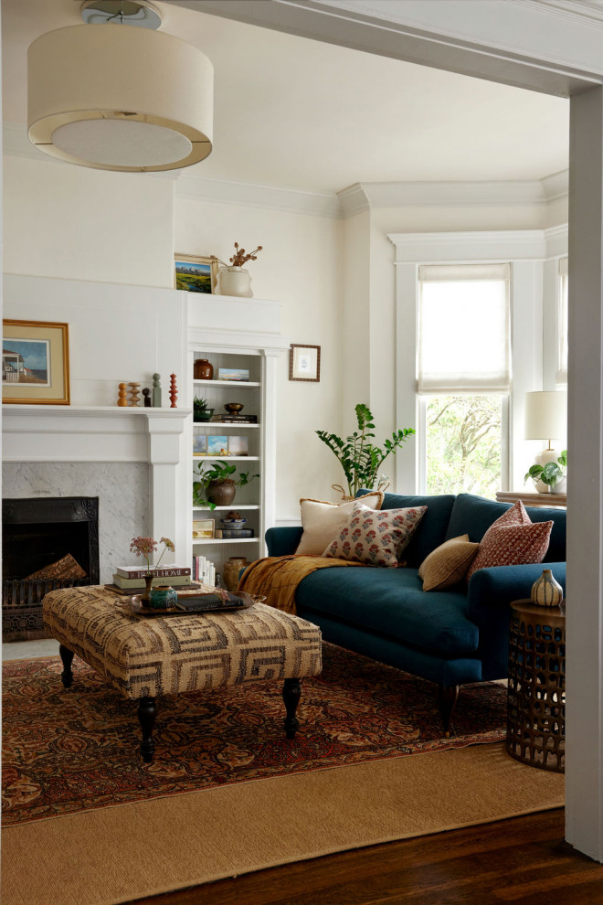 Transitional living room photo in San Francisco