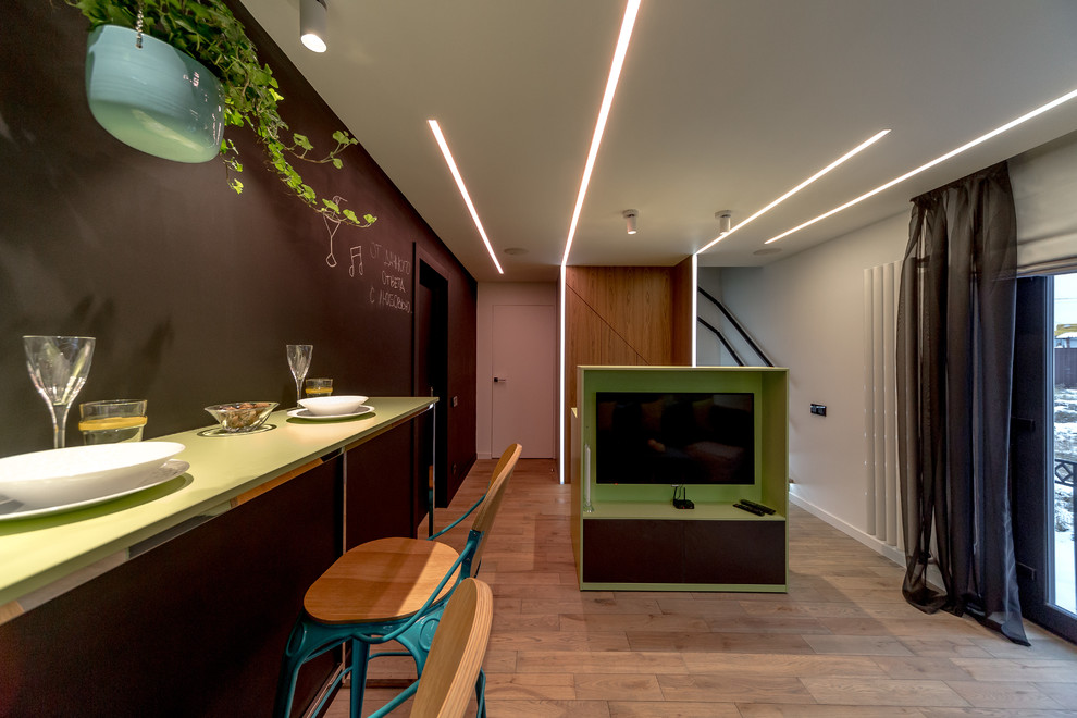 Гостиная с вертушками