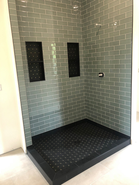 Featured Bathrooms modern-badezimmer