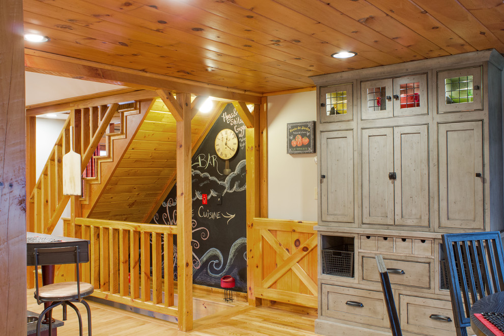 Kitchen - rustic kitchen idea