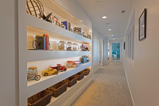 Cinnamon Ridge contemporary-corridor