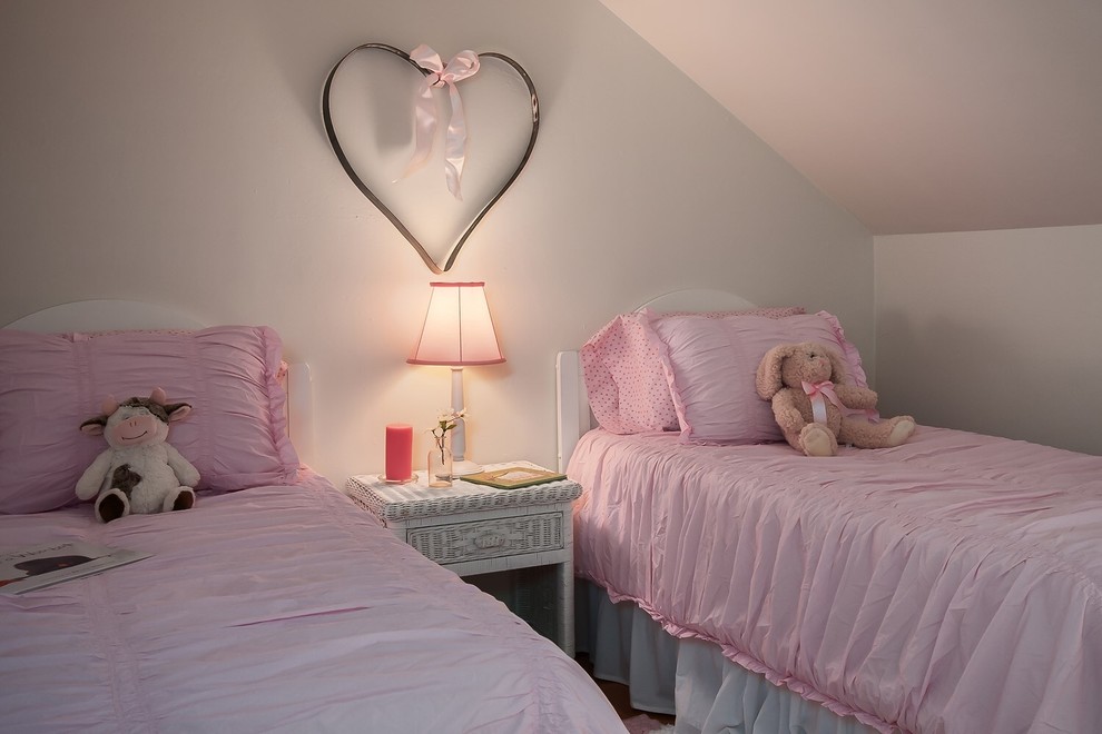 Sidney Ct. Staging
