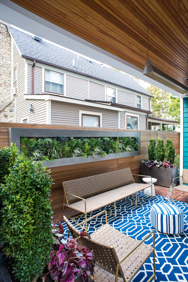 Inspiration for a contemporary deck in Detroit.