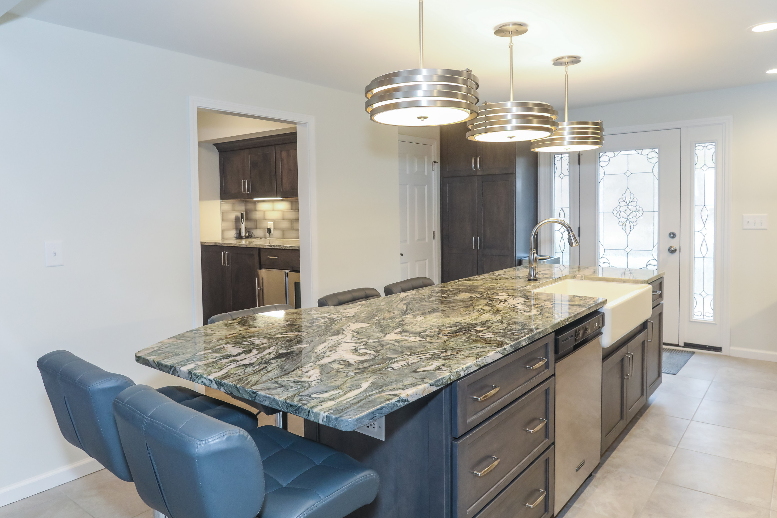 Gainesville Lake Home Remodeling - Kitchen, Butler's Pantry & Laundry