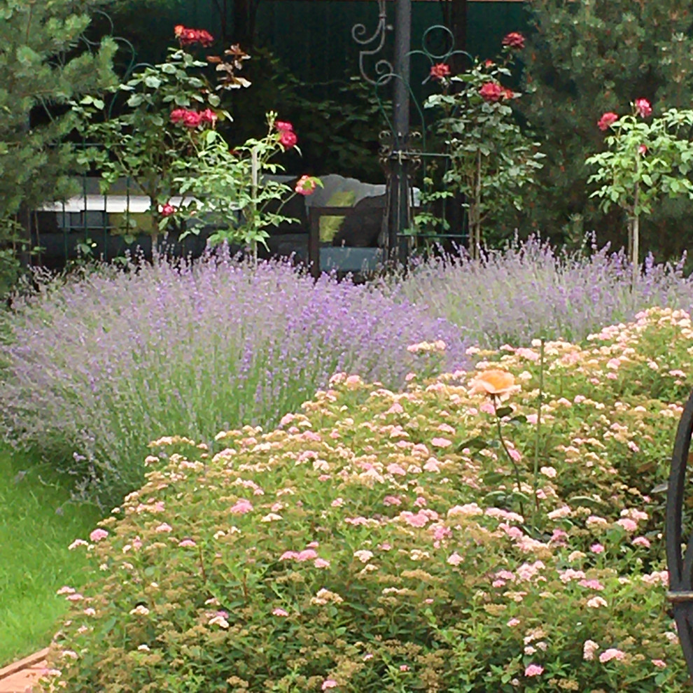 Французский садик в поселке Рыбаки Дмитровское шоссе