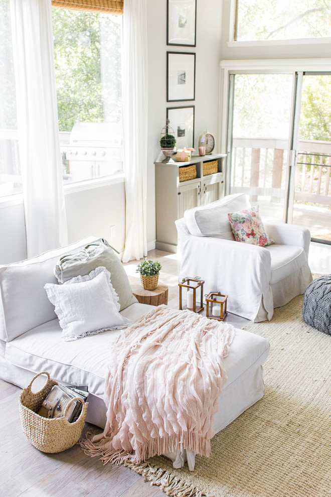 Modern Farmhouse Living Room - Farmhouse - Living Room - Tampa - by