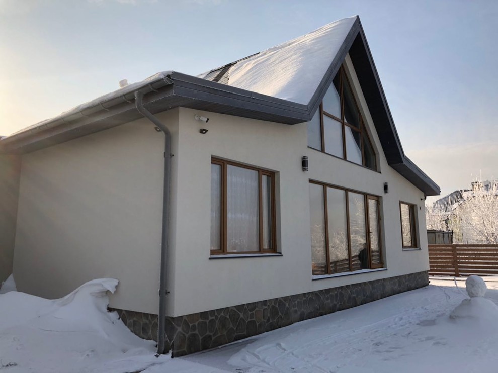 Дом в черте города. 260 м2.