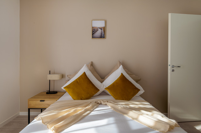 Chessy Pr&eacute; Verson modern-bedroom
