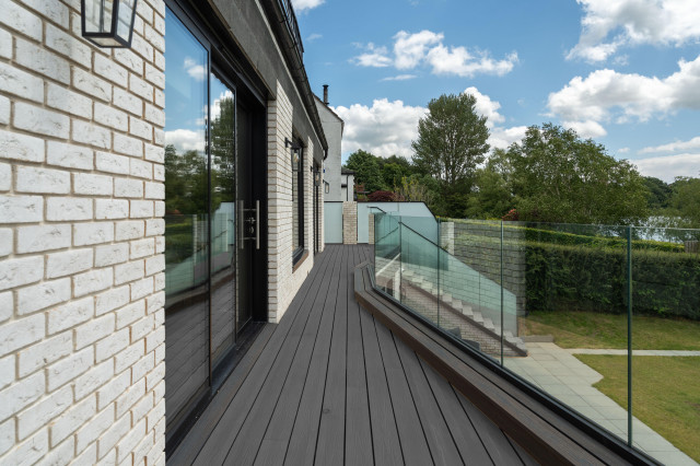 Loch House contemporary-balcony