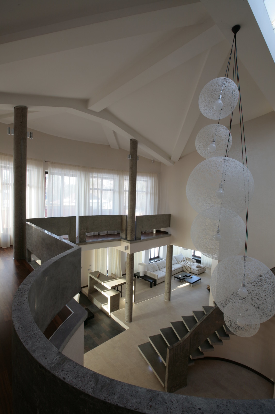 частный жилой дом в Маслово площадью 793,5м2