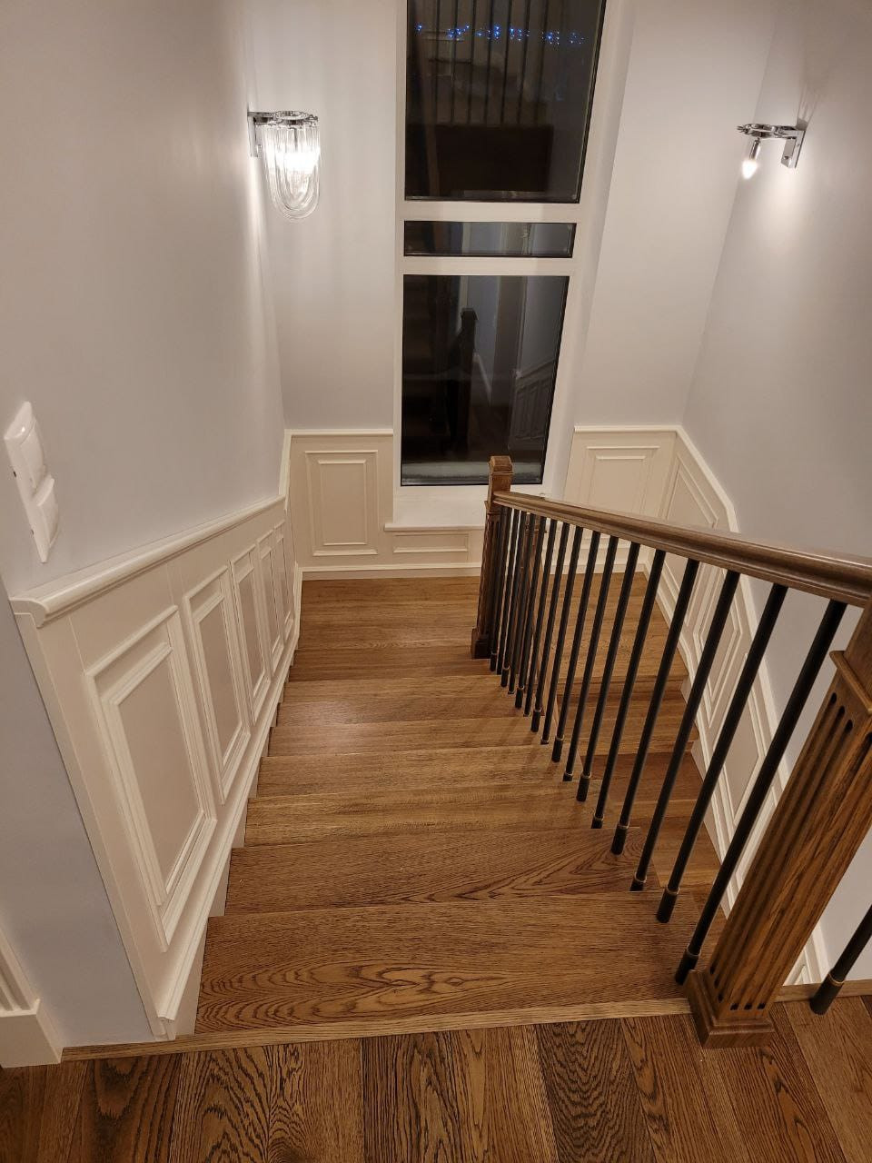 Функциональная лестница в загородном доме