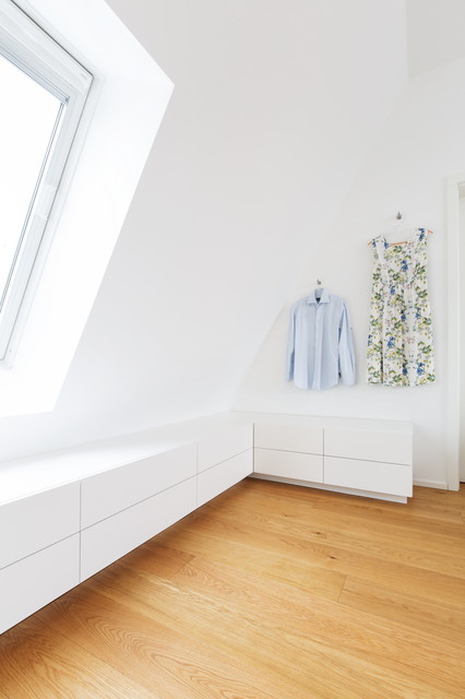 Sideboard mit vielen Schubladen contemporaneo-camera-da-letto