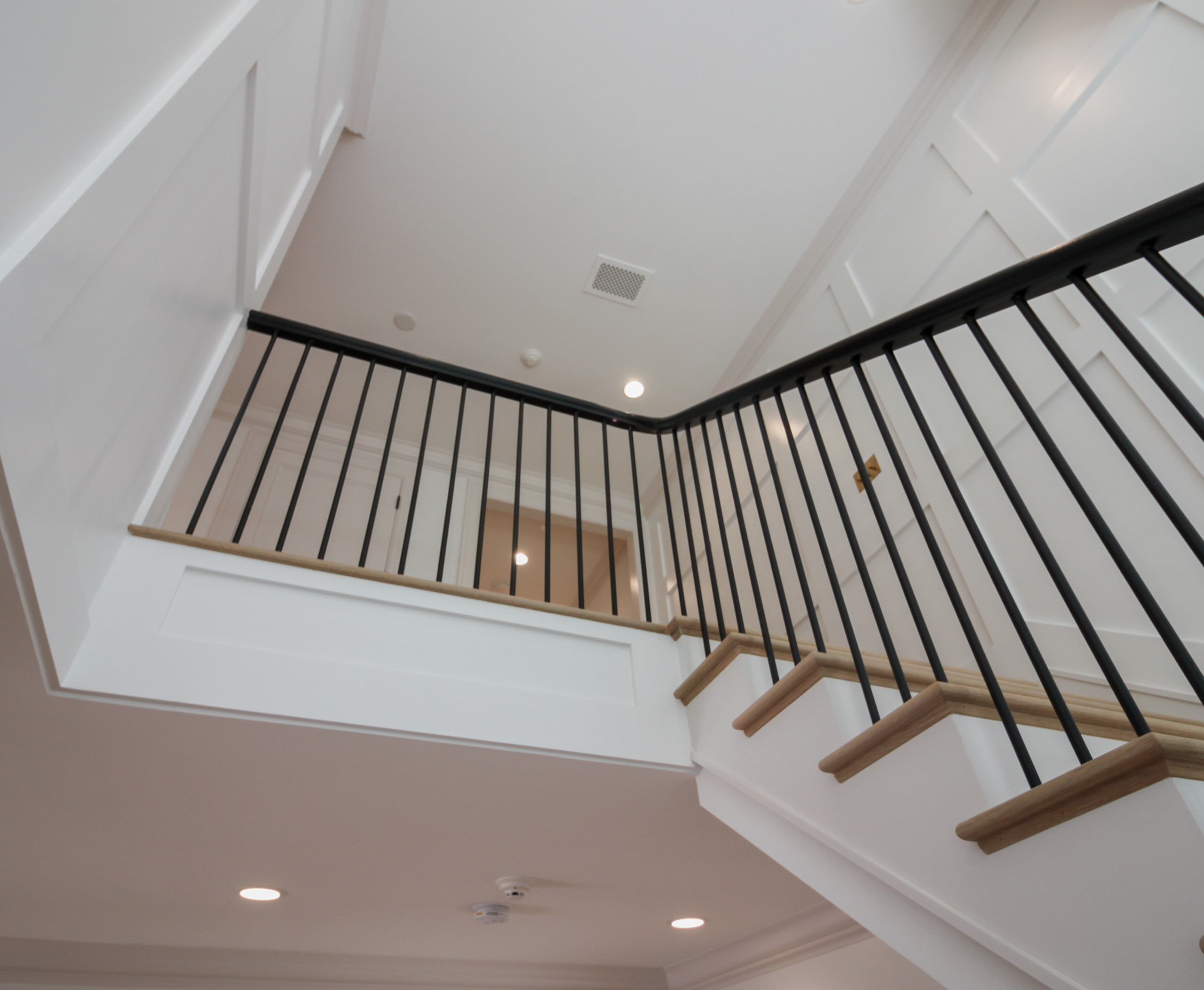 88_Clean & Modern Staircase, Arlington VA 22207