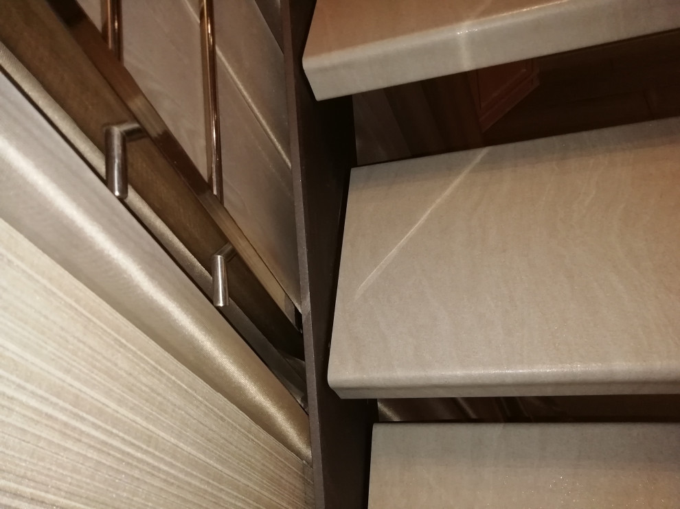 лестница дуб