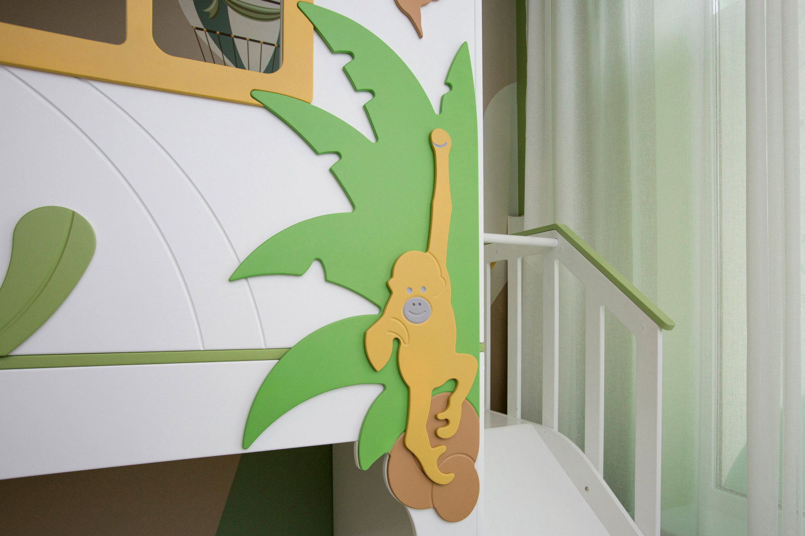 Детская игровая комната в стили джунгли