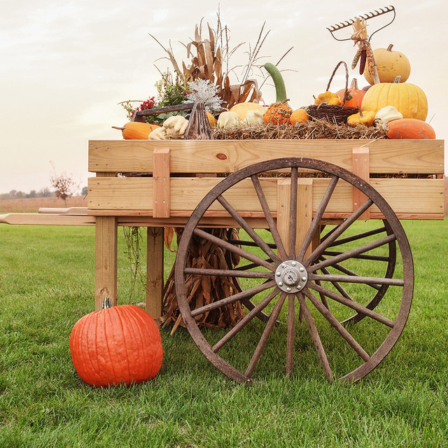 Autumn Porches eclectic-porch Eclectic Porch Columbus Eclectic Porch Columbus Autumn Porches eclectic-porch