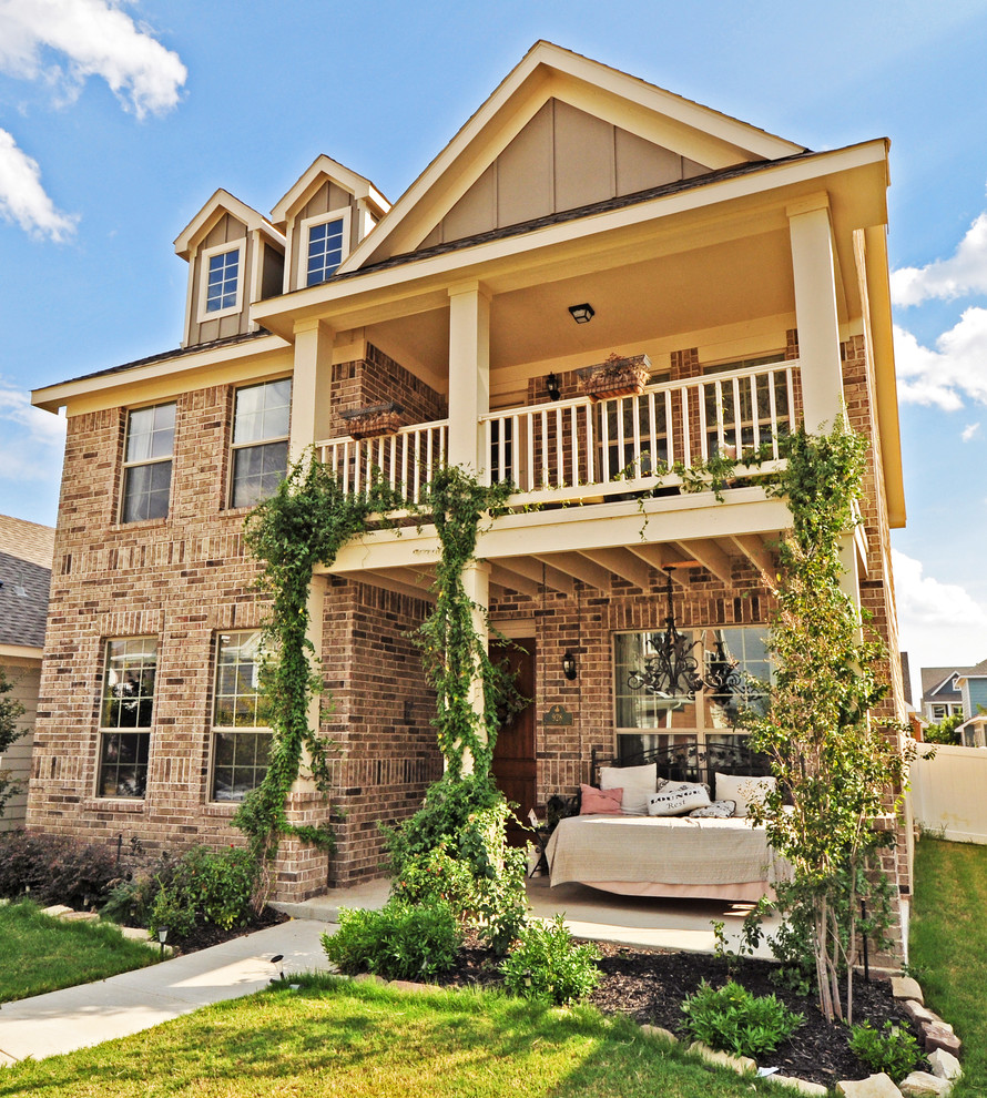 Traditional two-storey brick exterior in Dallas.