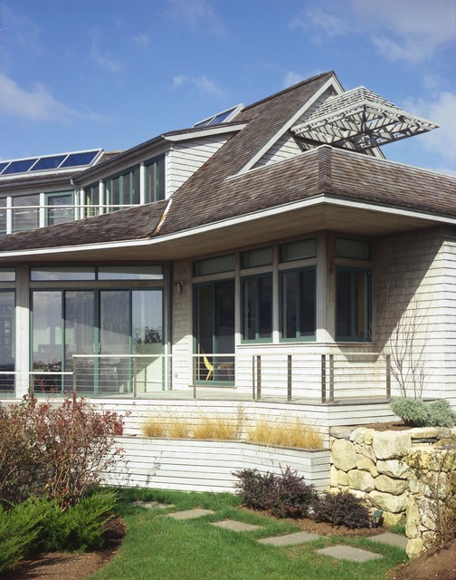 Chilmark Pond House contemporary-terrace
