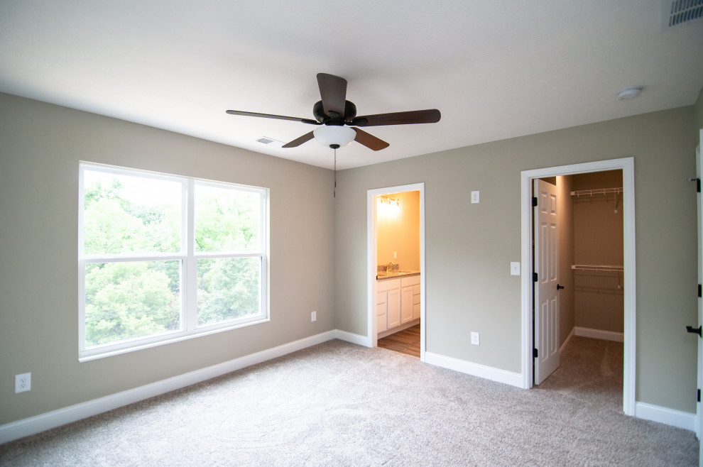 New 2 story home in Morrow
