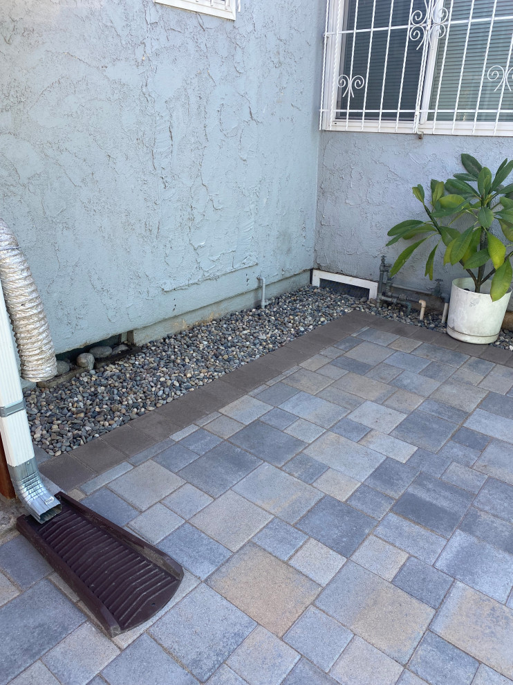 Northridge back yard Pavers Transformation