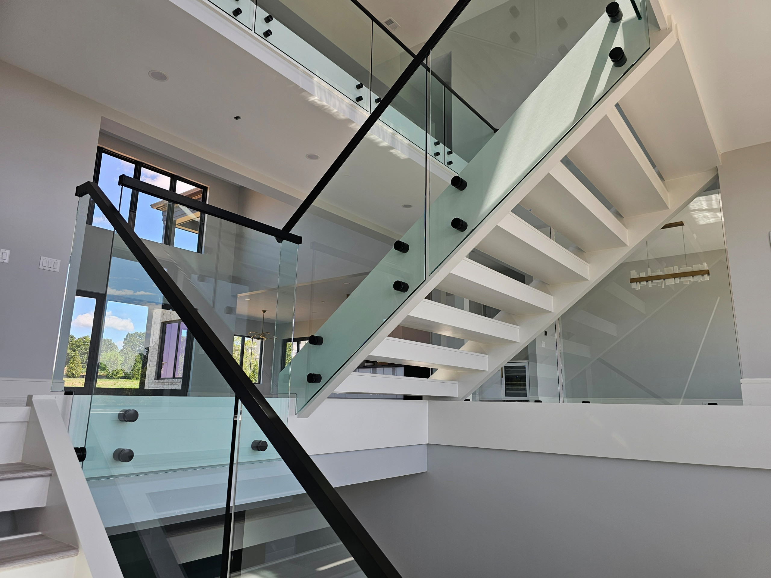125_Modern Open Rise Stair with Glass Balustrade, Aldie, VA 20105