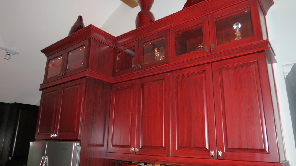 This is an example of a contemporary kitchen in Atlanta.