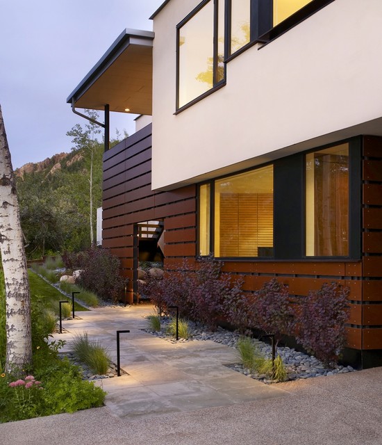 Meadowood House moderno-fachada