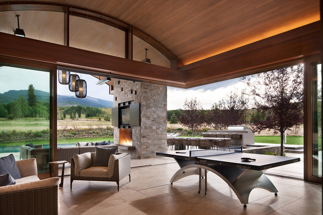 Elk Peak Ranch rustikal-wohnzimmer