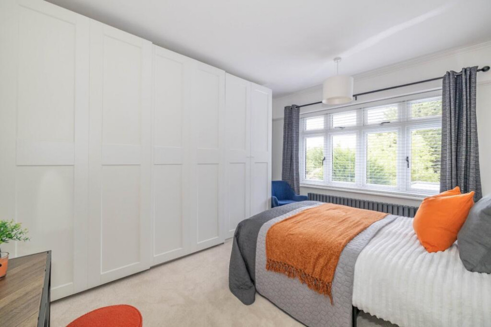 St Lawerence Rd - Stage to Sell
