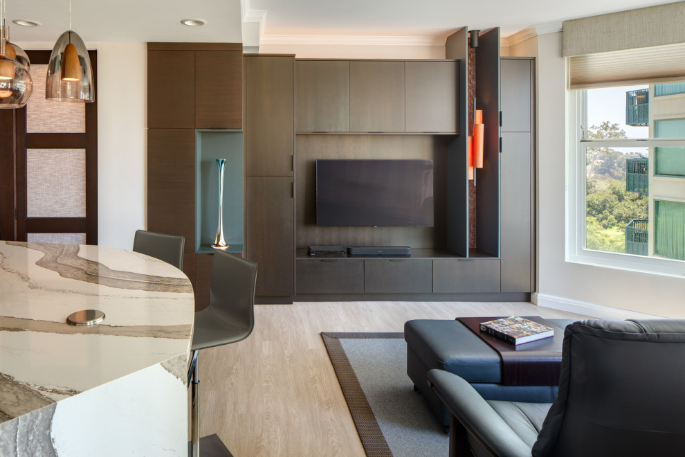 Entertaining and  Living Space