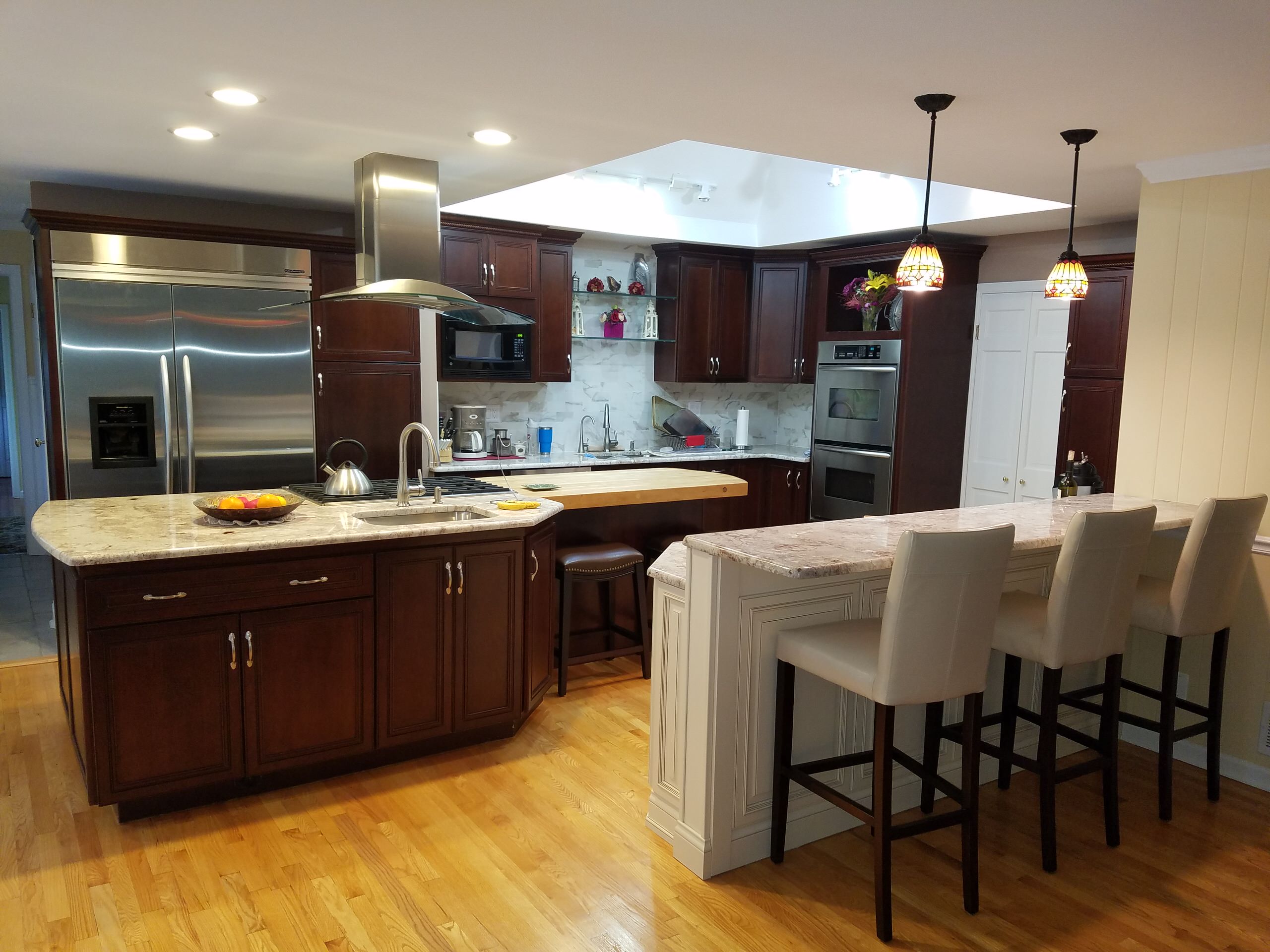 Kitchen Remodel on Sunrise Drive in Hold