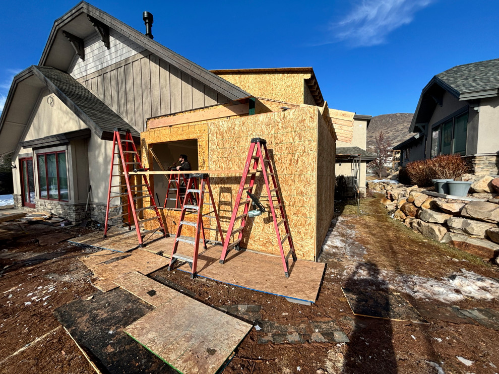 Home addition Midway
