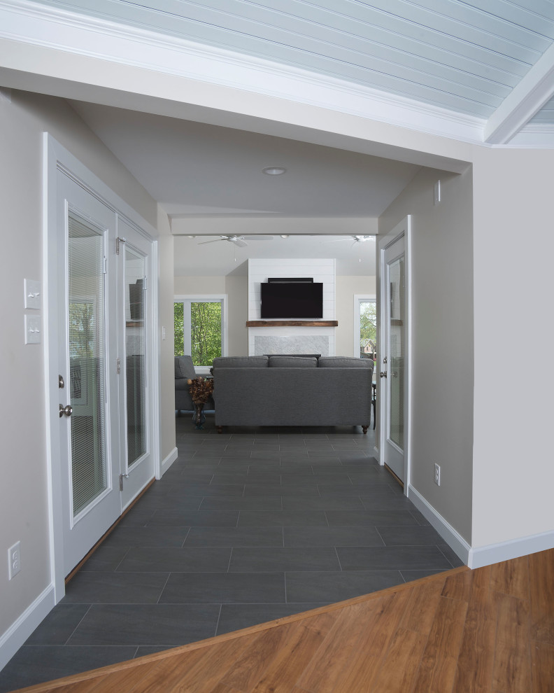 Home design - transitional home design idea
