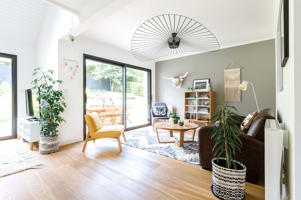 Inspiration for a scandinavian home design remodel in Nantes