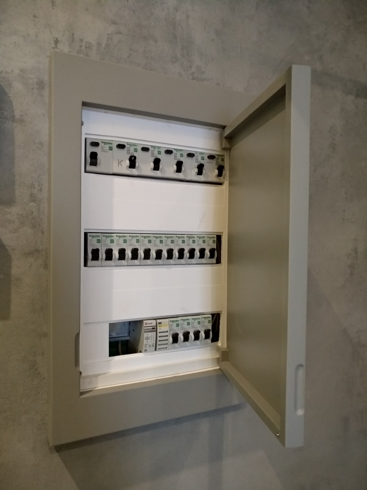 Дверца на щиток из МДФ