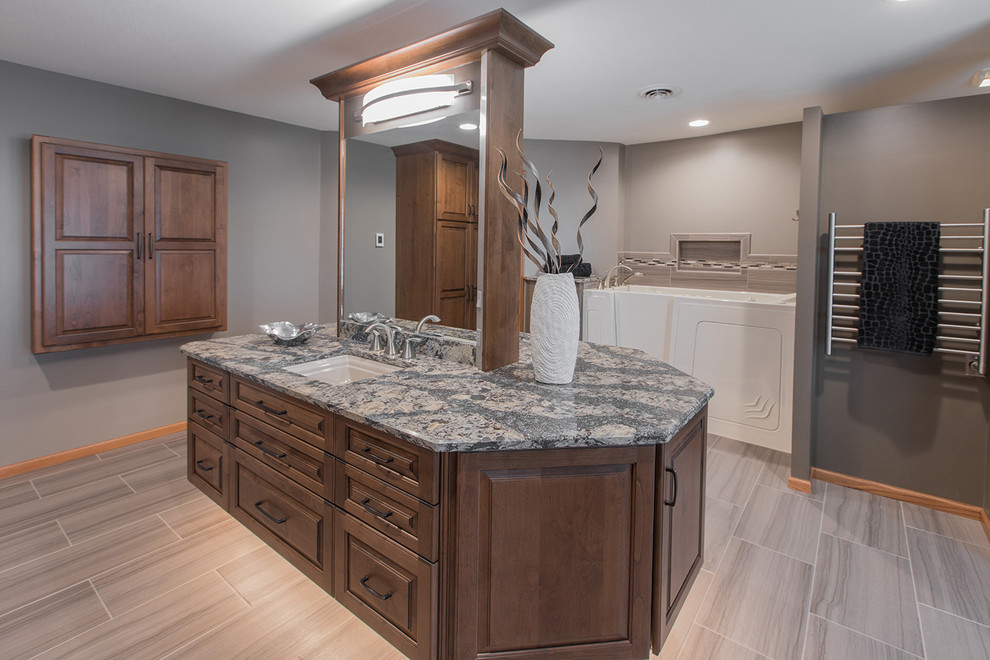 Large transitional master bathroom photo