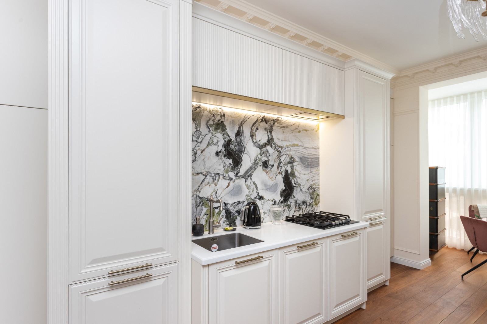 Кухня в стиле неоклассика в Светлогорске