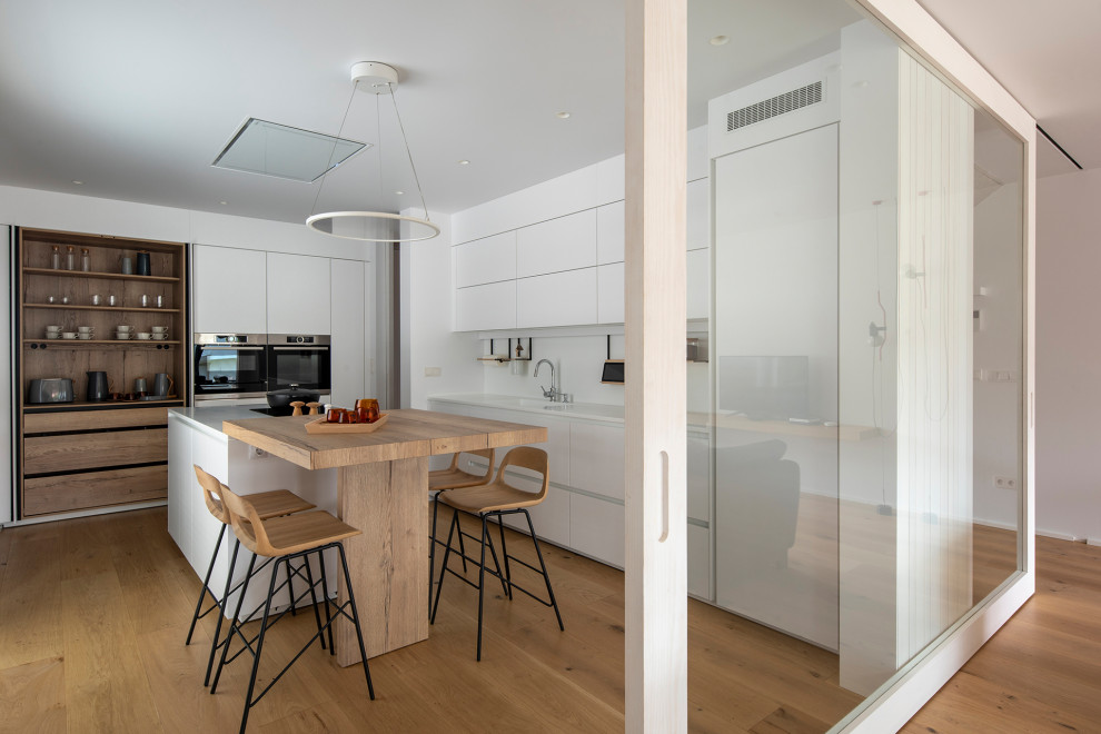 Photo of a contemporary kitchen in Other.