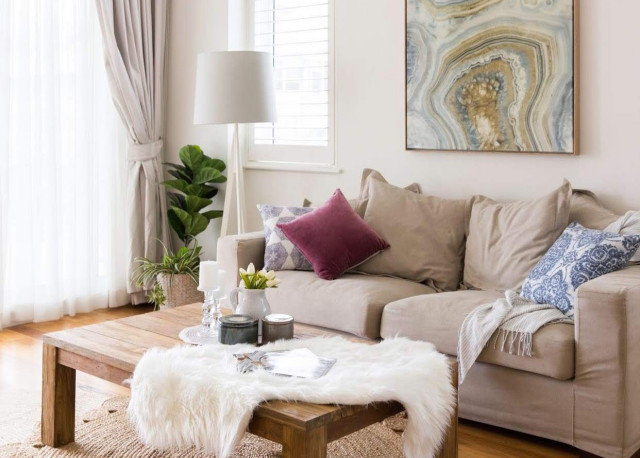 Breakfast Point Unit - Styled to Sell maritimt-dagligstue
