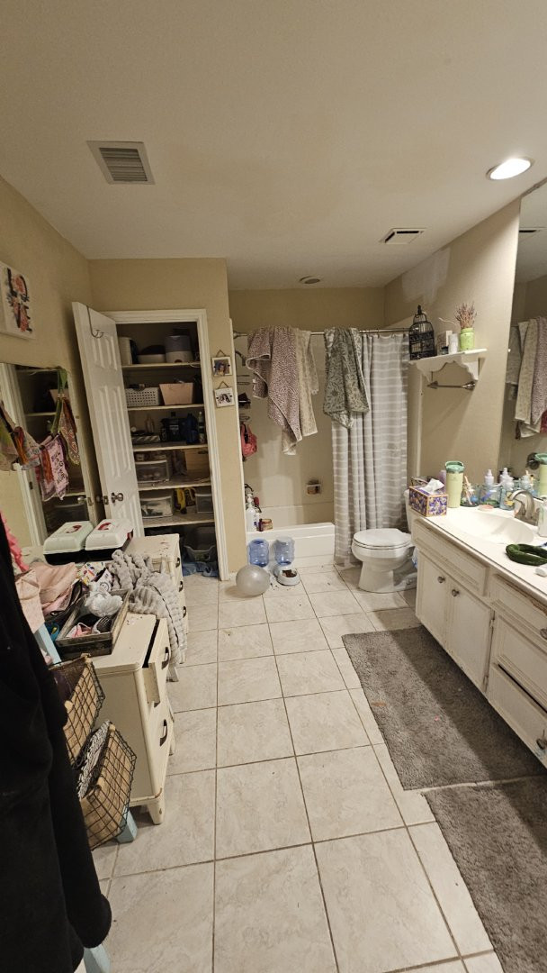 Corinth, TX - Guest Bathroom Remodeling