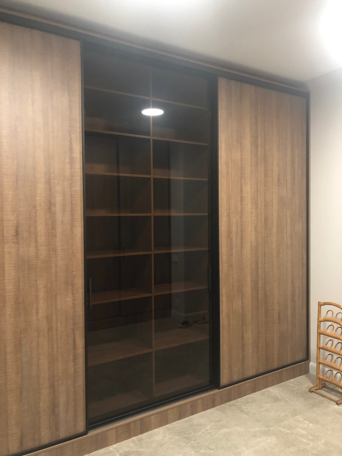 Корпусный шкаф raumplus