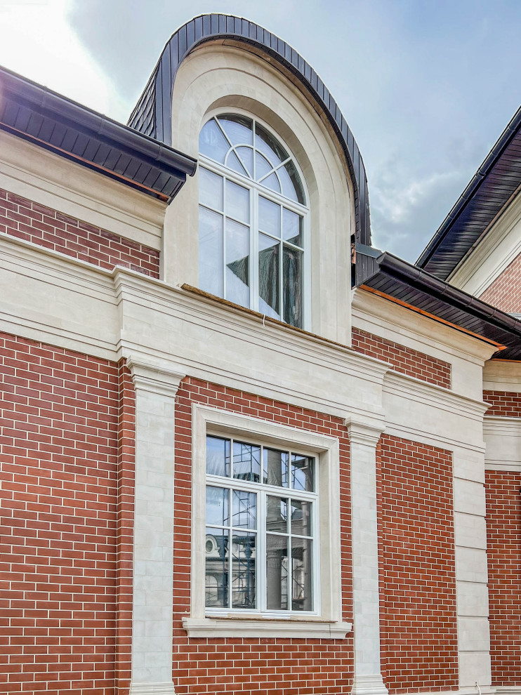 Остекление особняка в классическом стиле