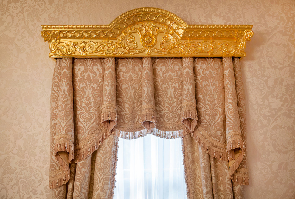 Оформление оконных убранств в Шереметьевском дворце