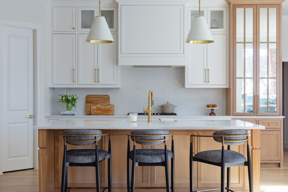 Inspiration for a transitional kitchen remodel in Dallas
