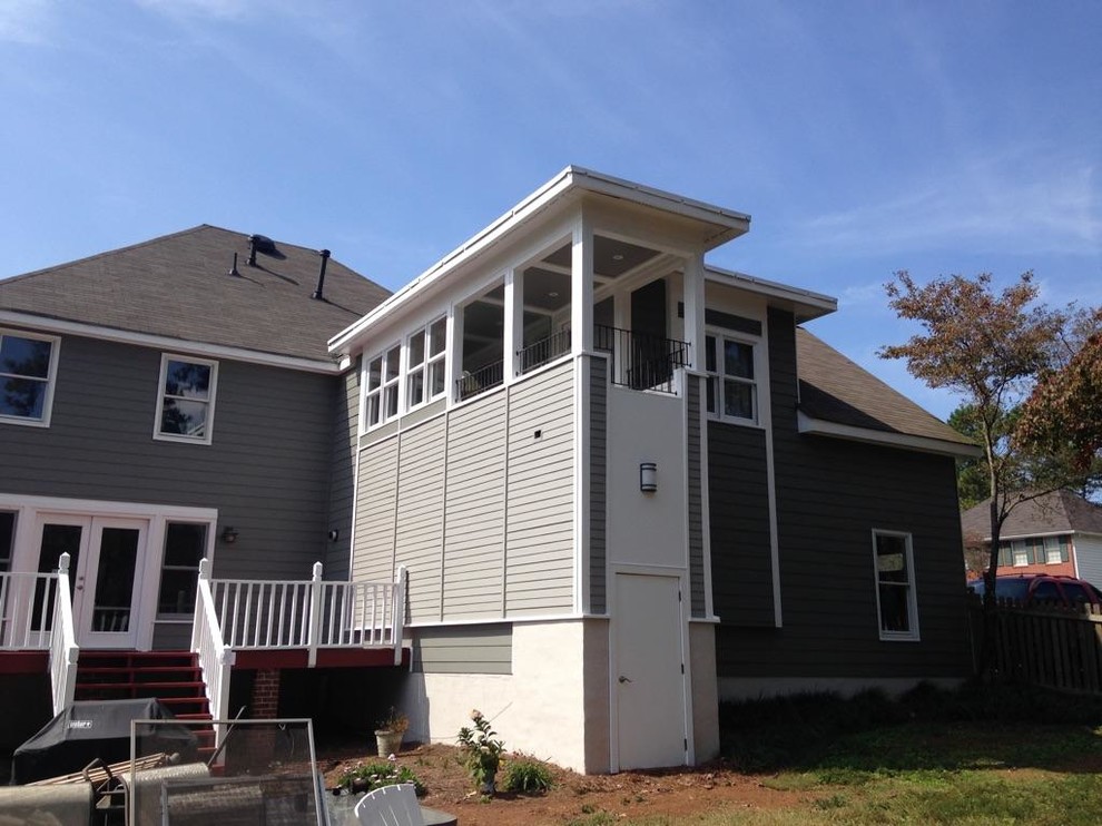 Inspiration for a transitional home design remodel in Atlanta