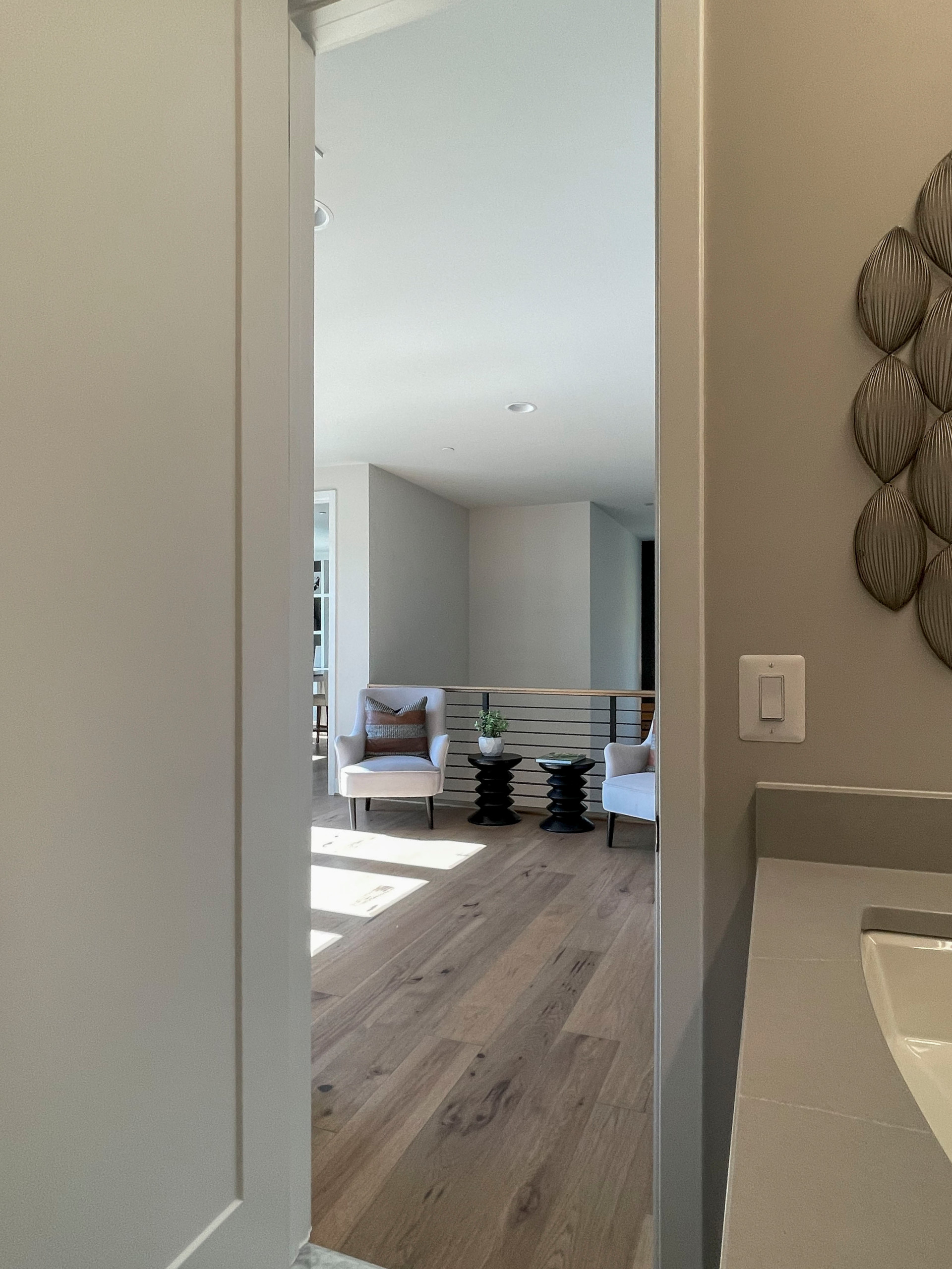 113_Floating Straight- Stringers with No Risers in Contemporary Home, Bethesda M