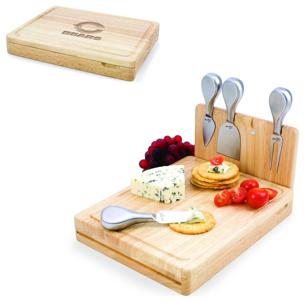 Chicago Bears Asiago Folding Cutting Board With Tools in Natural Wood