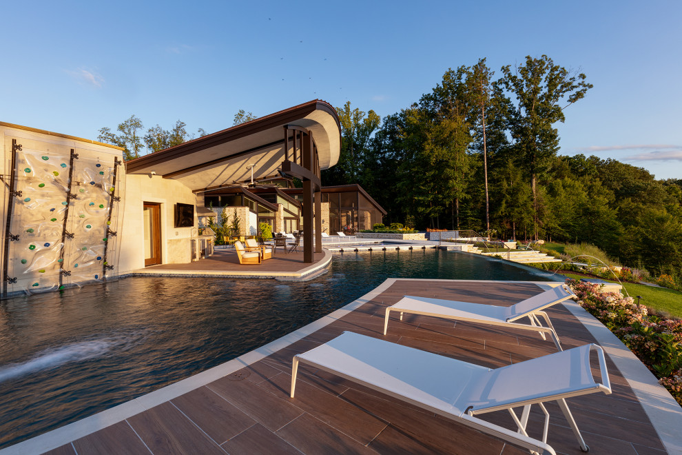 Moreland Hills Estates